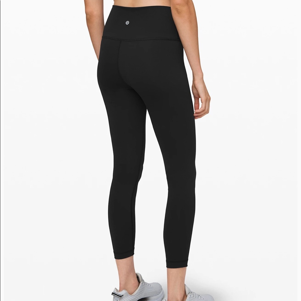 Lululemon Wunder Under leggings 25”